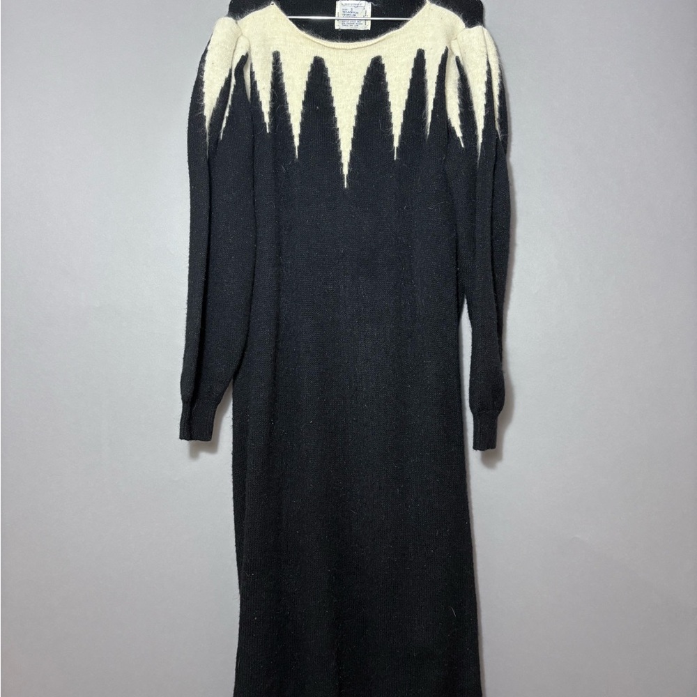 Vtg 80s Betsy Lauren Black and white Sweater Dress Metallic Midi Small